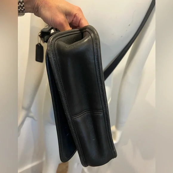 Vintage COACH 9144 LEGACY Studio Flap Crossbody Bag - Picture 3 of 5